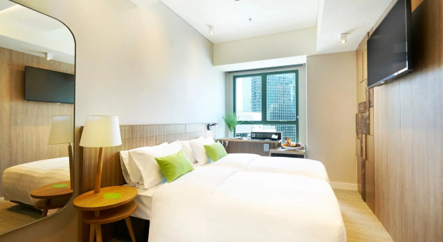 Номер Grand Hotel Ease Access Wan Chai