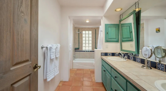 Коттедж Casa Pinzon - Private Getaway, Minutes From Downtown