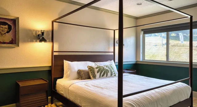 Люкс с 2 комнатами Hideaway Inn Mt Sunapee
