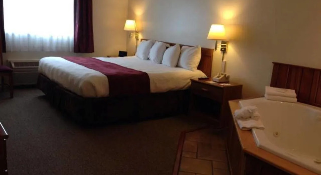 The Edge Hotel, Varaa Hotelli Lyons Falls USA