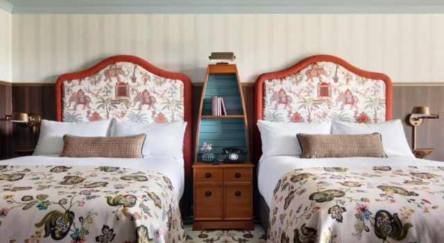 Deluxe Graduate Double room Graduate by Hilton Cambridge Hotel
