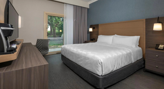 Двухместный номер Standard Holiday Inn Kingston - Waterfront by IHG