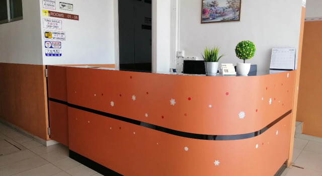 OYO 89985 Js Hotel