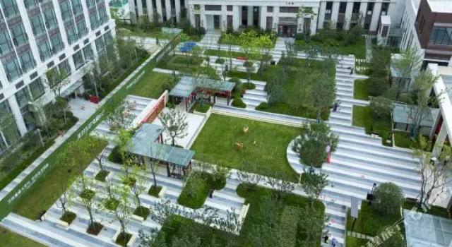 Julong Hotel