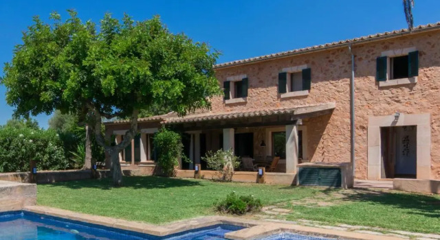Вилла Preciosa casa con piscina a 1 Km de Santa Maria del cami