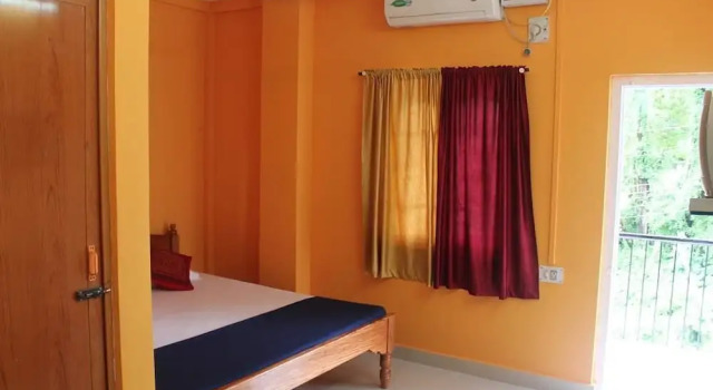 Двухместный номер Executive Aashiaanaa Residency Inn