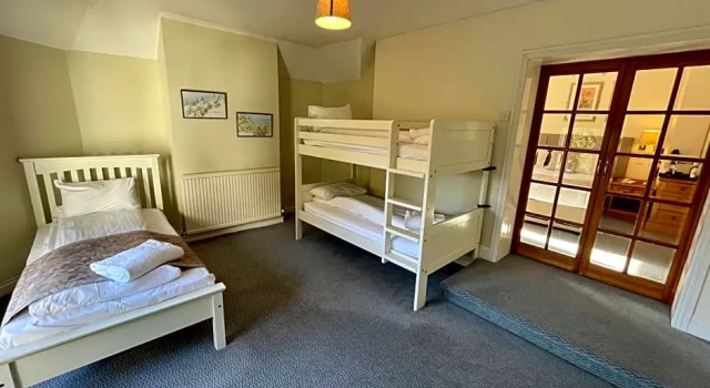 Семейный номер Standard The Hadlow Manor Hotel