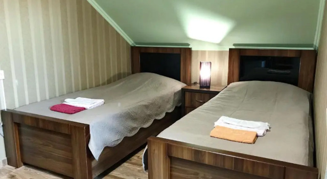 Camera Economy Hotel Aragvi