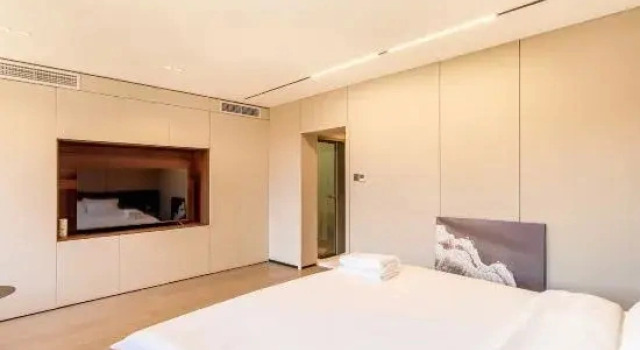 Семейный люкс с 3 комнатами Maple Seaview Holiday Homestay (Qingdao May Fourth Square Yan'erdaoshan Park)