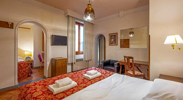Трёхместный номер Standard Hotel City