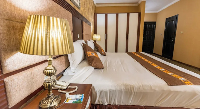 Suite De ejecutivo con balcón Lemigo Hotel