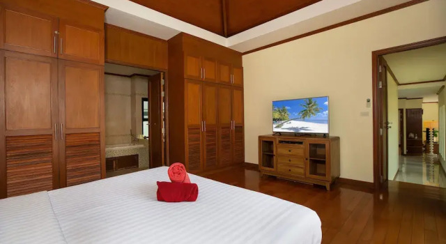 Balinese-Style 3BR Pool Villa Tina