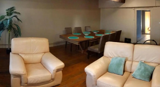 Grand appartement idéalement situé 7 places, Đặt Căn hộ Desvres 