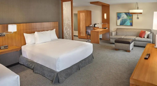 Двухместный номер High Floor Hyatt Place State College