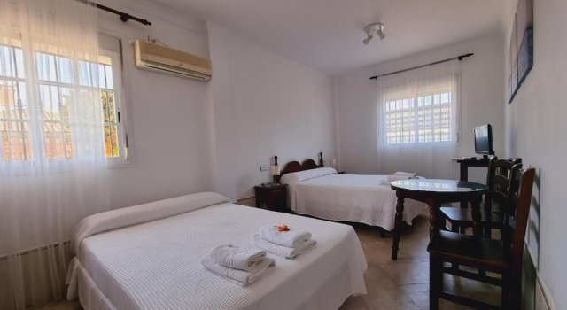 Четырёхместный номер Standard Hotel Victoria Matalascañas
