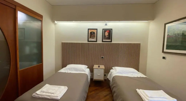 CASA BATTISTI MESSINA bellissimo appartamento in centro città ideale per FAMIGLIE o GRUPPI DI AMICI - max 3 camere, max 8 persone, Book Lejlighed Lejligheder i Messina, Lejlighed