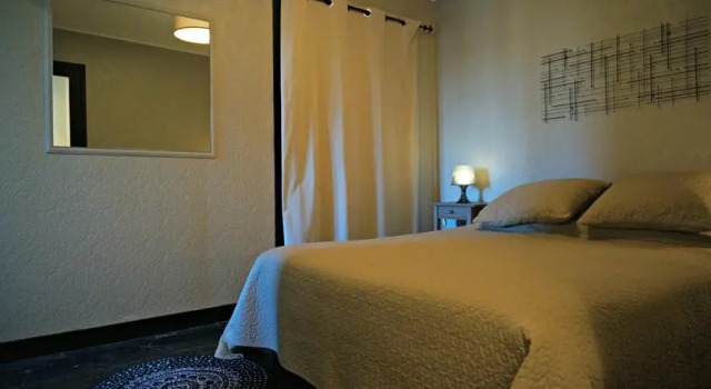 Little Suite - Grande Chaussée, Забронировать Отель Отели Лилля с парковкой, рядом с Chambre de Commerce, Парковка