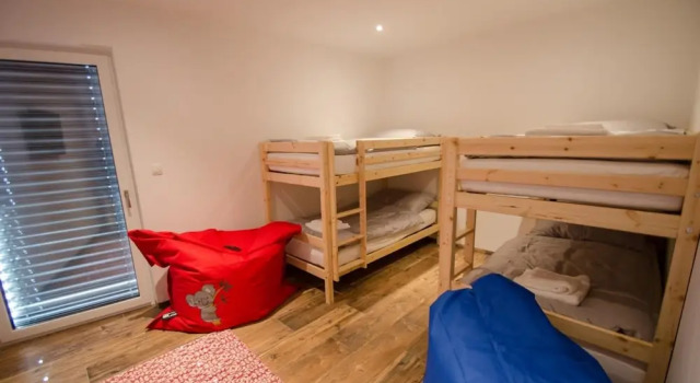 Superb Alpine Lodges Zell am See 6-8pax