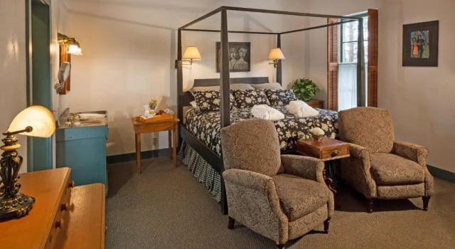 Номер Standard Washington House Inn