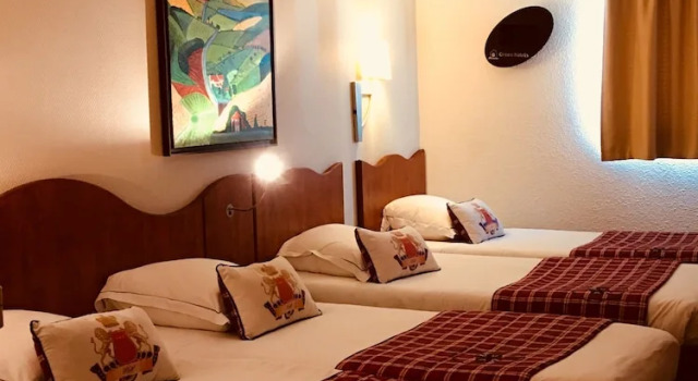 Четырёхместный семейный номер Standard Greenhotels Roissy Parc des Expositions