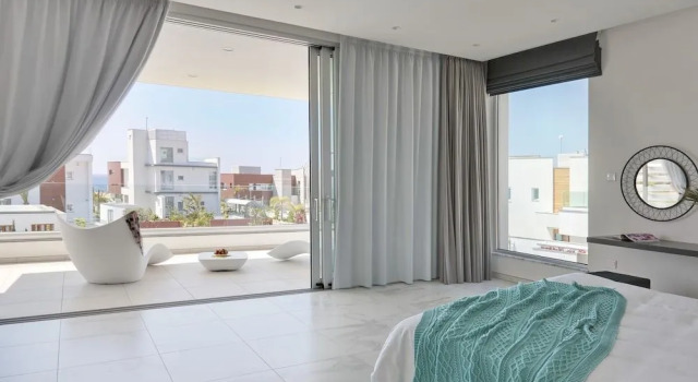 Vivo Mare Beachfront Villas - Vista, Забронировать Отель Айия-Напа район Фамагуста, рядом с Пляж Лимнара