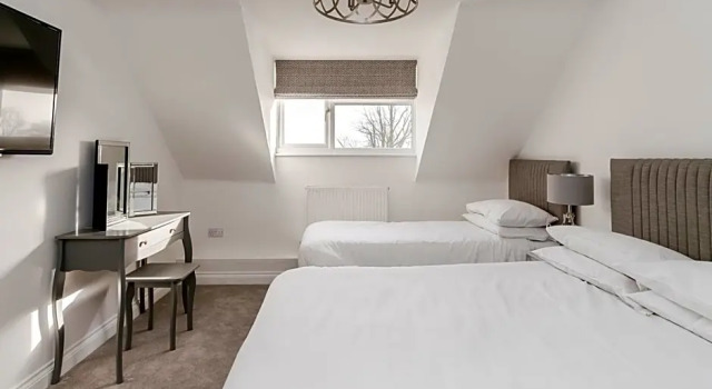 Номер Executive Pike & Eel Hotel and Marina