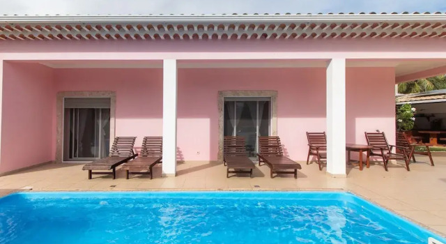 House w/ Pool 350 m From Taperapuan Beach Rud0047, Забронировать Дом для отпуска Порту-Сегуру 