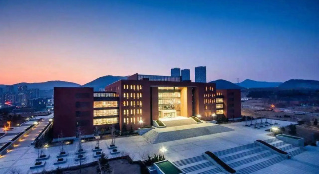 Dalian impression space Inn, Book Hotel Hotels in Liaoning with Parking, Parking