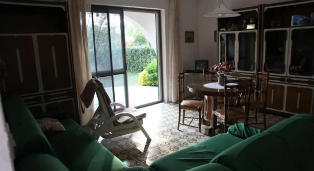 Villa Olmi, Забронировать Вилла Коттеджи Байя-Домиция, Коттедж