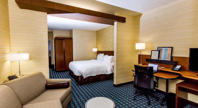 Двухместный люкс Fairfield Inn & Suites Richmond Midlothian