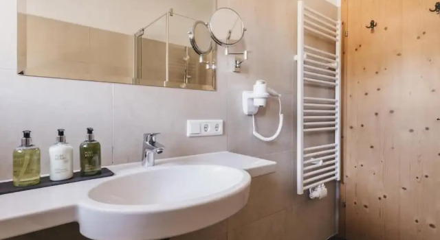 Номер Superior Hotel Vier Jahreszeiten