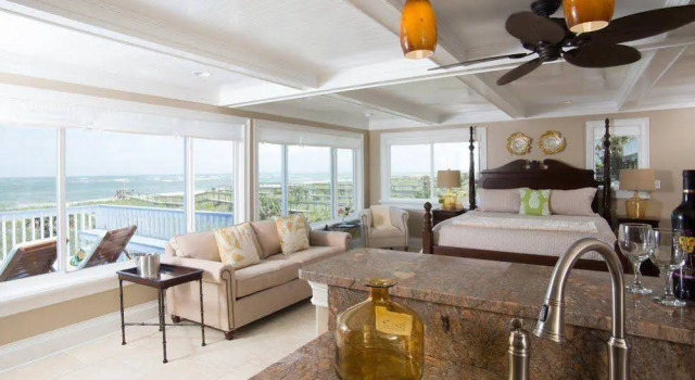 Oceanview Cottage by Beachcomber, Book Feriehus Villaer i Saint Augustine Area, Villa