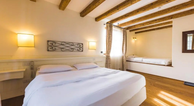 Трёхместный номер Deluxe Hotel Relais Vecchio Maso