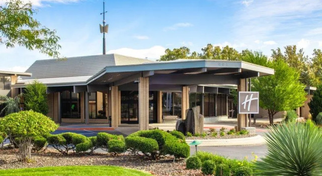 Кровать в общем номере Holiday Inn Richland on the River by IHG