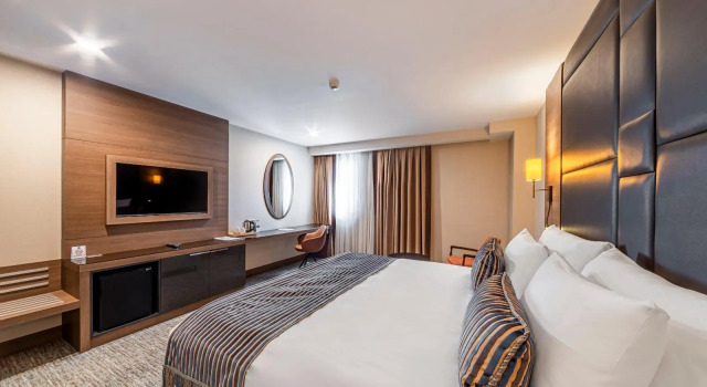Двухместный номер Угловой Deluxe TRYP By Wyndham Istanbul Sisli Hotel