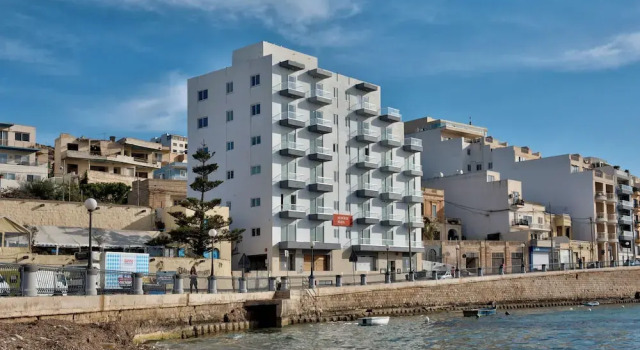 Seaview Stays, Rezervați Hotel Xemxija Bay Malta