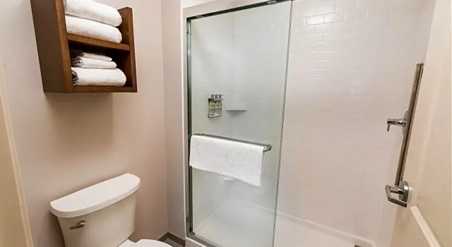 Четырёхместный номер Standard c 1 комнатой Staybridge Suites - Washington DC East - Largo by IHG