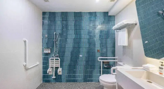 Двухместный номер Standard Holiday Inn Express Jiangmen East Station by IHG