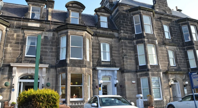 Edinburgh 37
