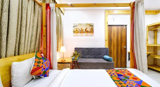 Номер Premium FabHotel DSR Suites - Nr Hitech City Railway Station