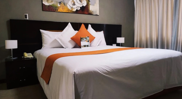 Двухместный люкс с видом на город Sm Hotel And Business