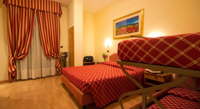 Четырёхместный номер Superior Hotel Villa Luca
