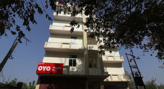 Aviraj By OYO Rooms