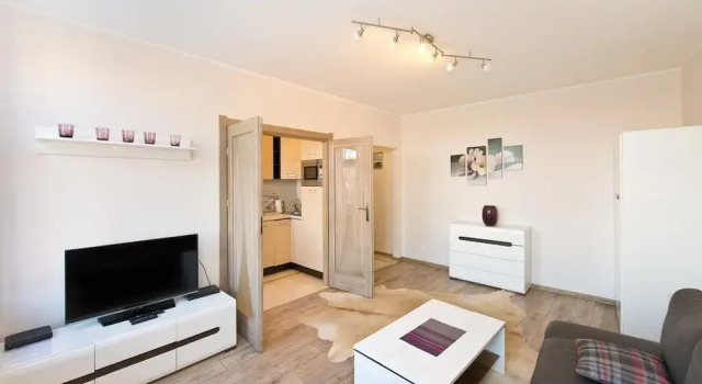 Gdańskie Apartamenty Targ Rybny Mołtawa, Varaa Huoneisto Hotellit Pommeri pysäköinnillä, Pysäköinti