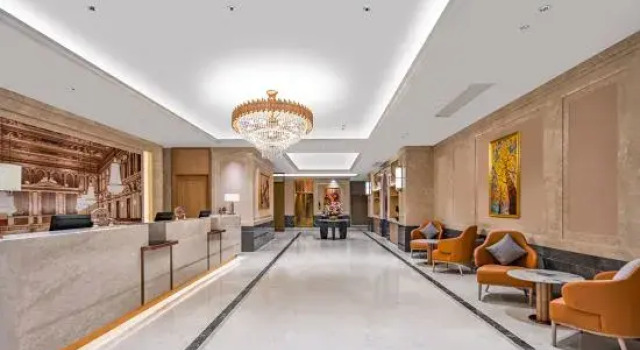 Vienna Hotel (Zhenjiangnan Station), Prenota Hotel Zhenjiang Jiangsu