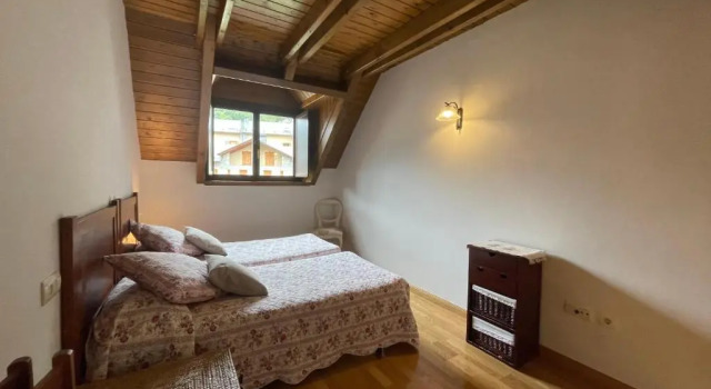 S01 - Edif. Kasares IV - Villmor, Book Hotel Hotels in Aragon with Parking, Parking