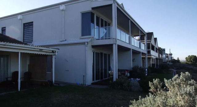 Adelaide Beaches Holiday Villas, Book Hotel Port Adelaide 