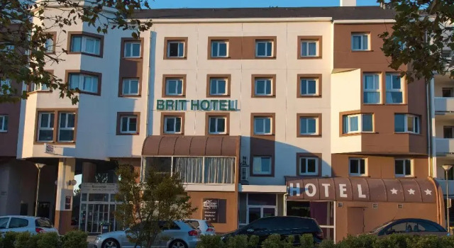 Brit Hotel Tours Sud - Le Cheops, Забронировать Отель Тур Эндр и Луара