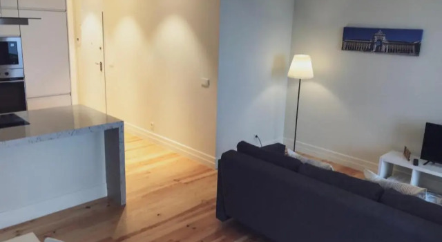 Апартаменты Senhora do Monte Apartment 2(esq) with Outdoor Space