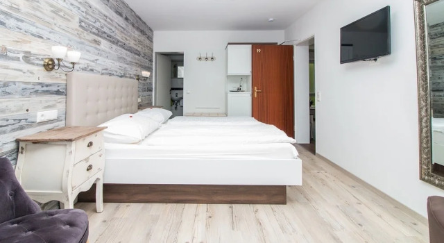 Hotel Diana Garni, Забронировать Отель Маленте 